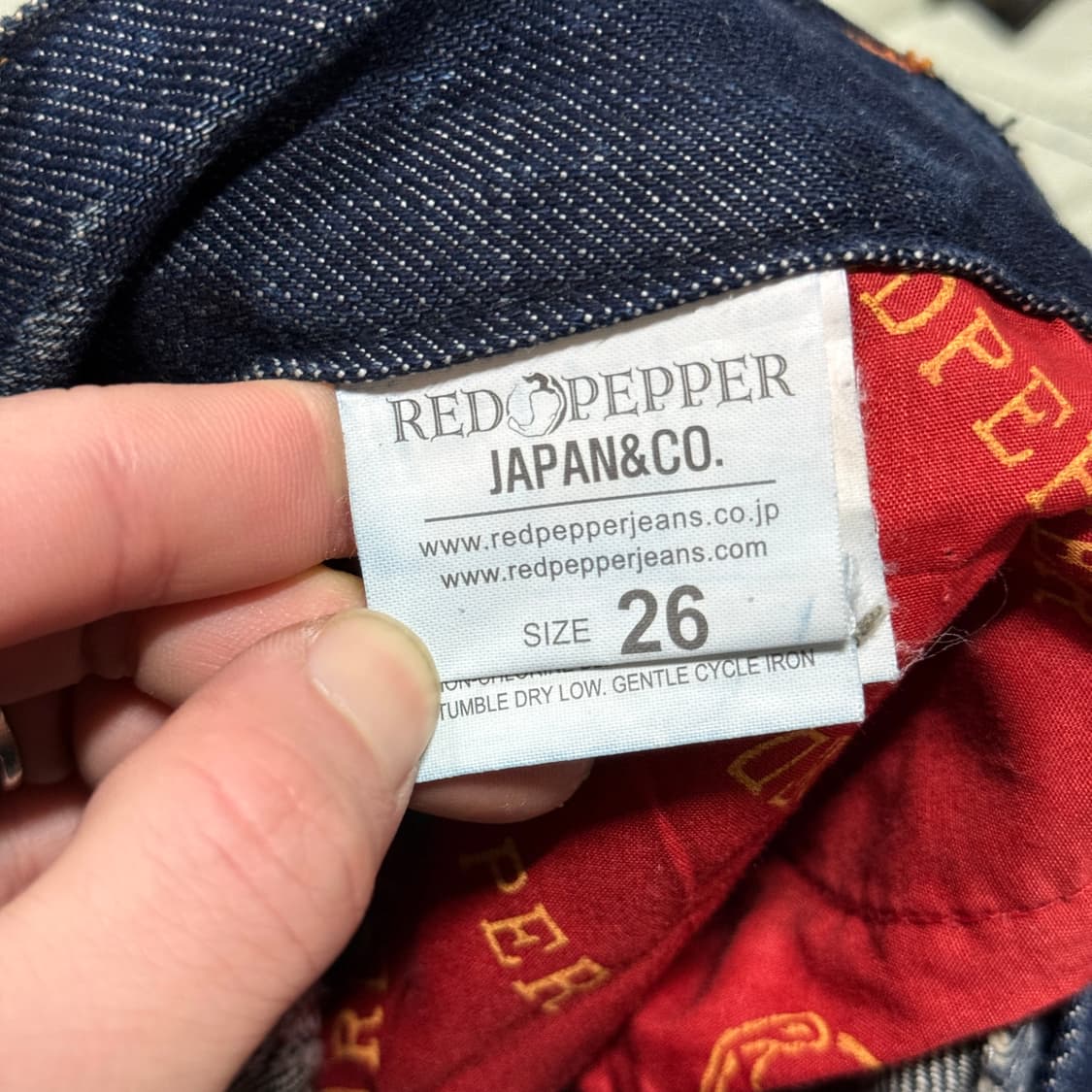 Red Pepper 레드 페퍼 펑크 자수 워싱 디테일 부츠컷 데님 팬츠 상품이미지6