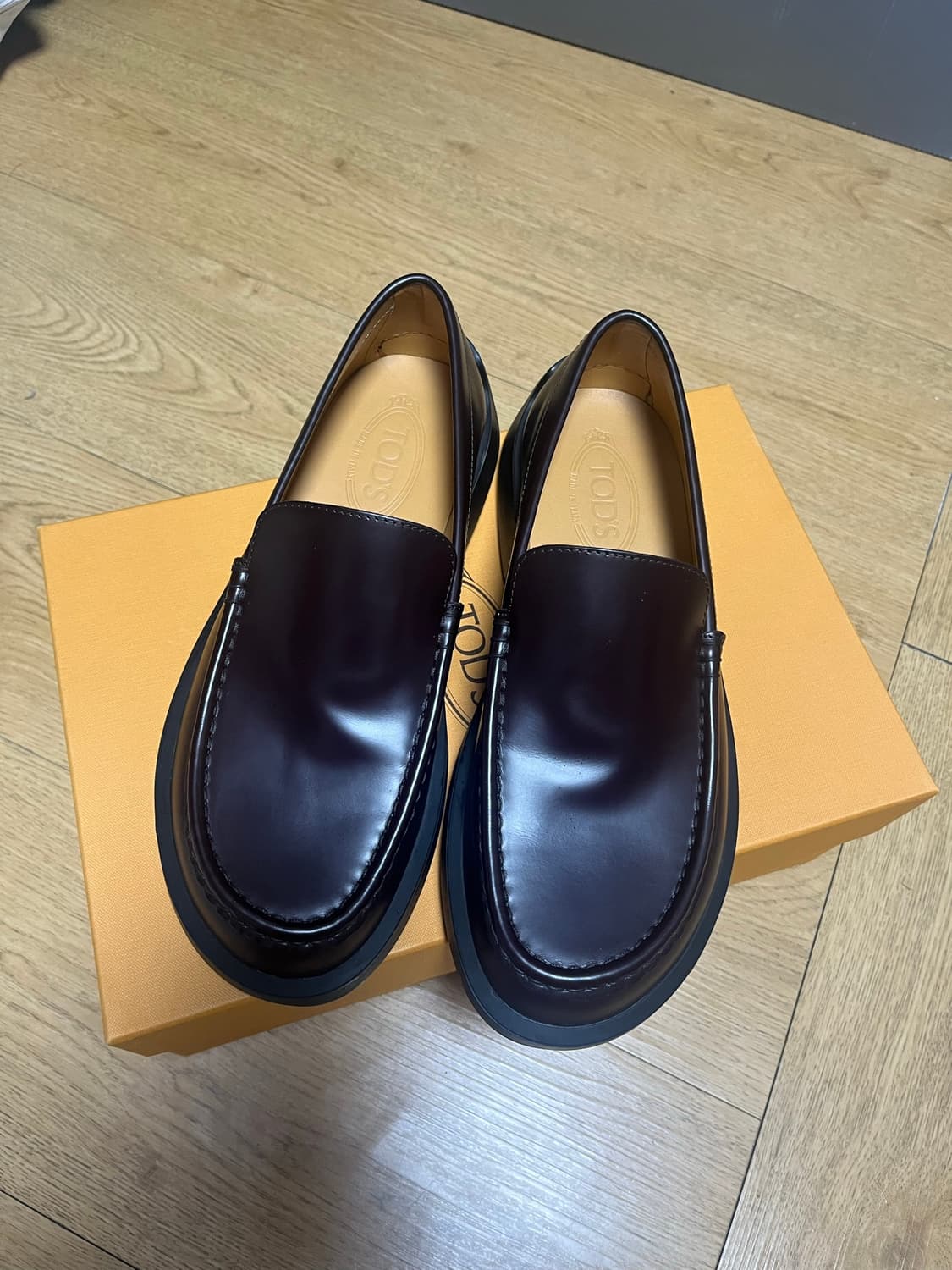 Tod’s 토즈 고미노 브라운 로퍼 S급 상품이미지3