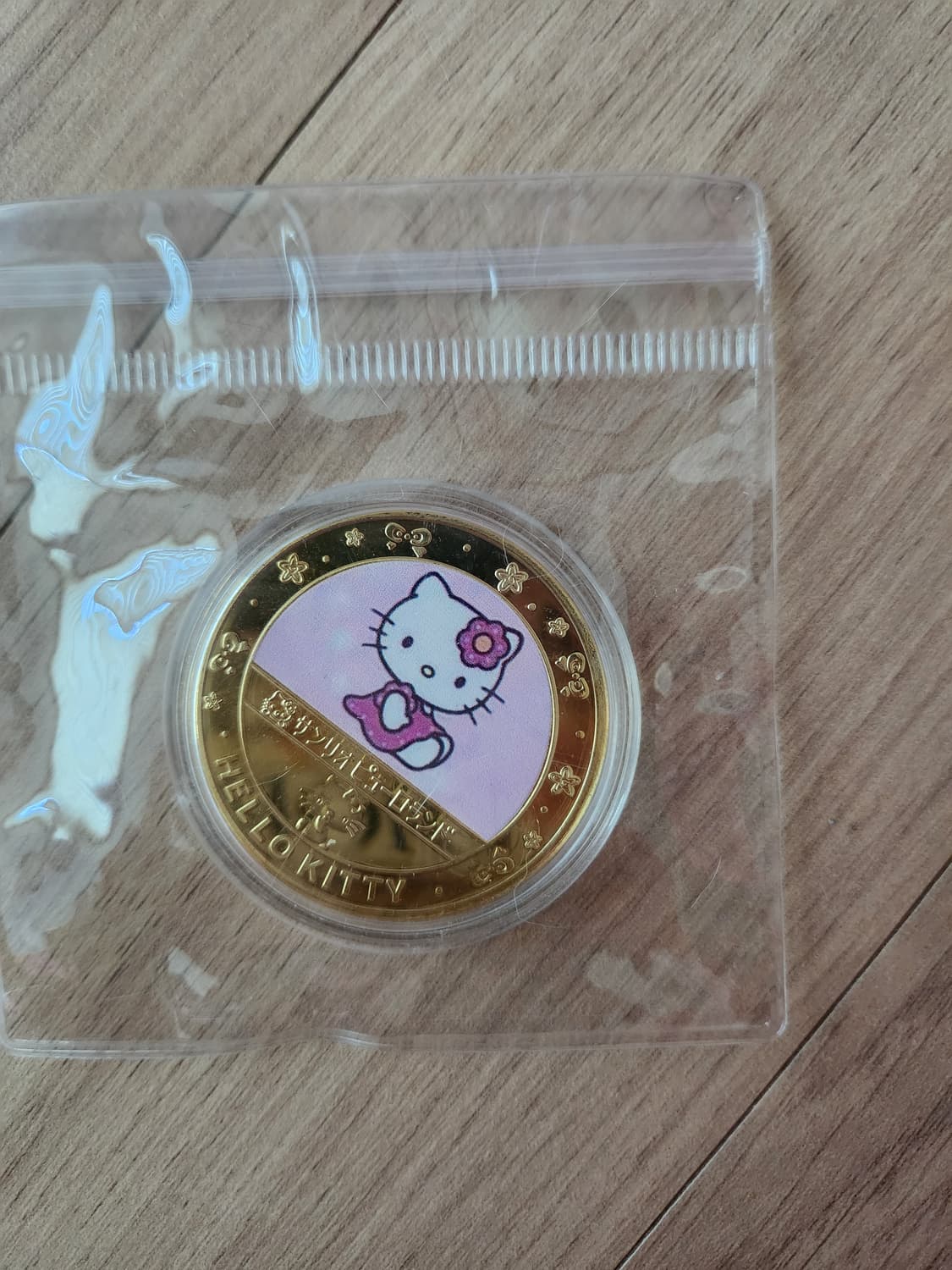 헬로키티 기념 주화 상품이미지4