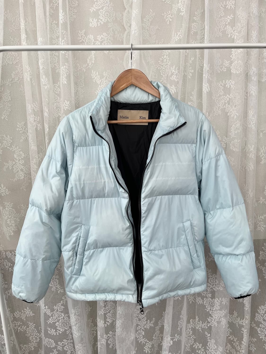 S) 마뗑킴 글로시 푸퍼 덕다운 패딩 스카이 상품이미지3