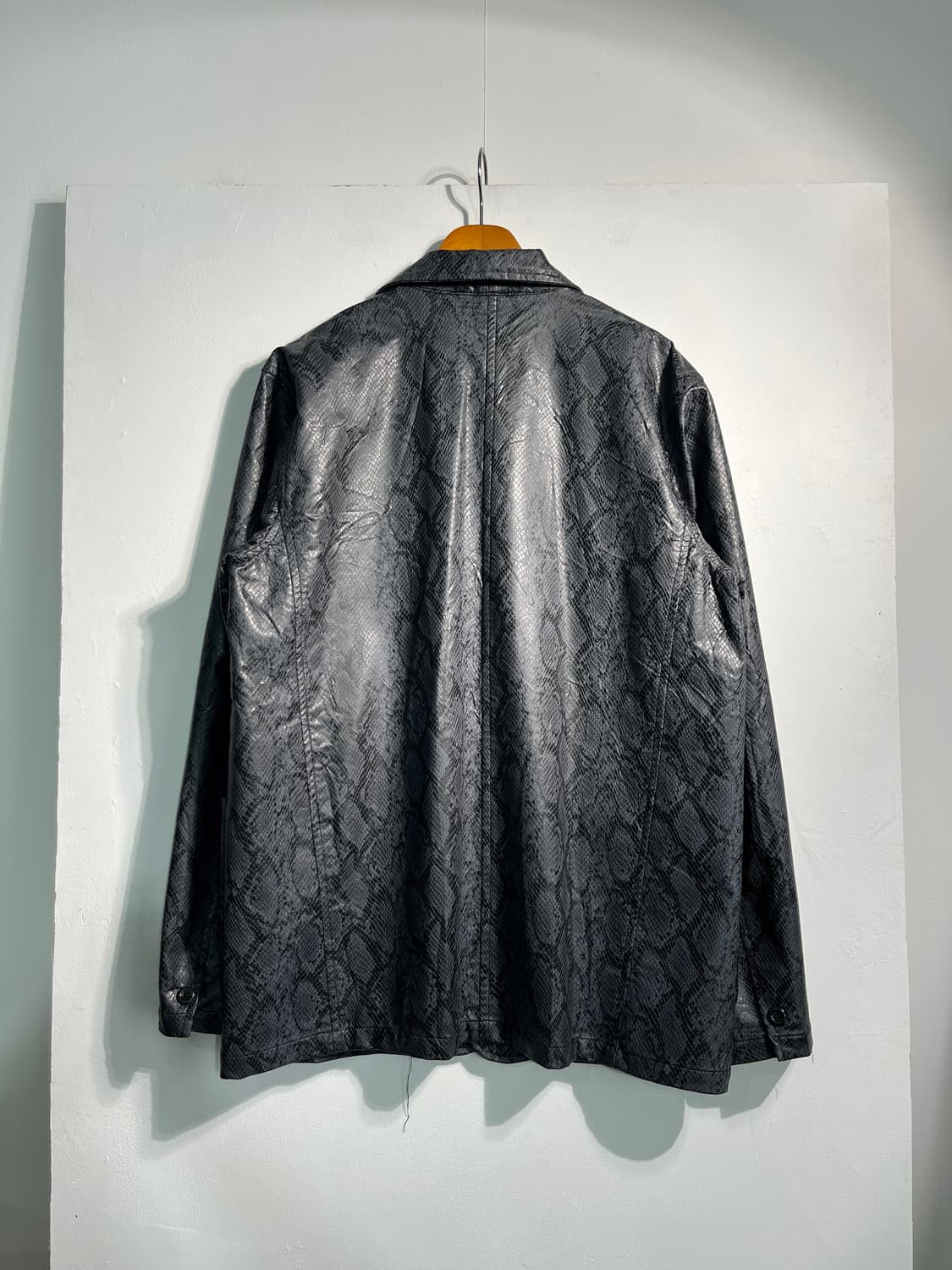 Fake 뱀피 snake skin jacket M 상품이미지2