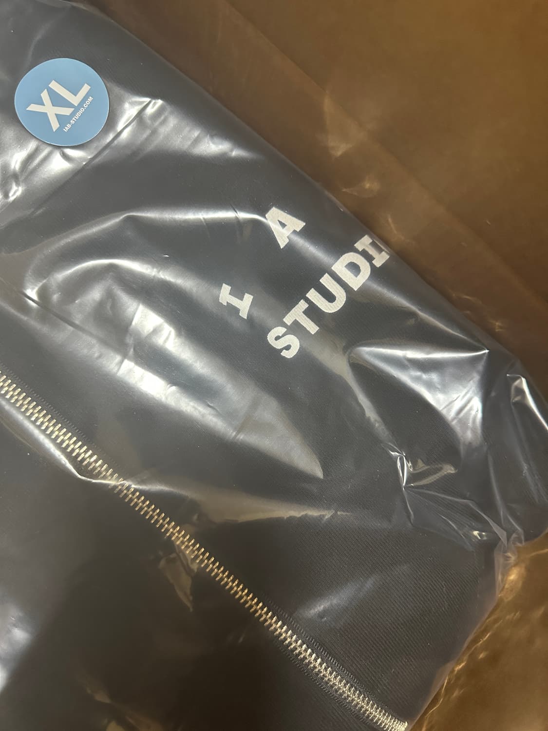 아이앱 스튜디오 후드집업 블랙 26SS 상품이미지2