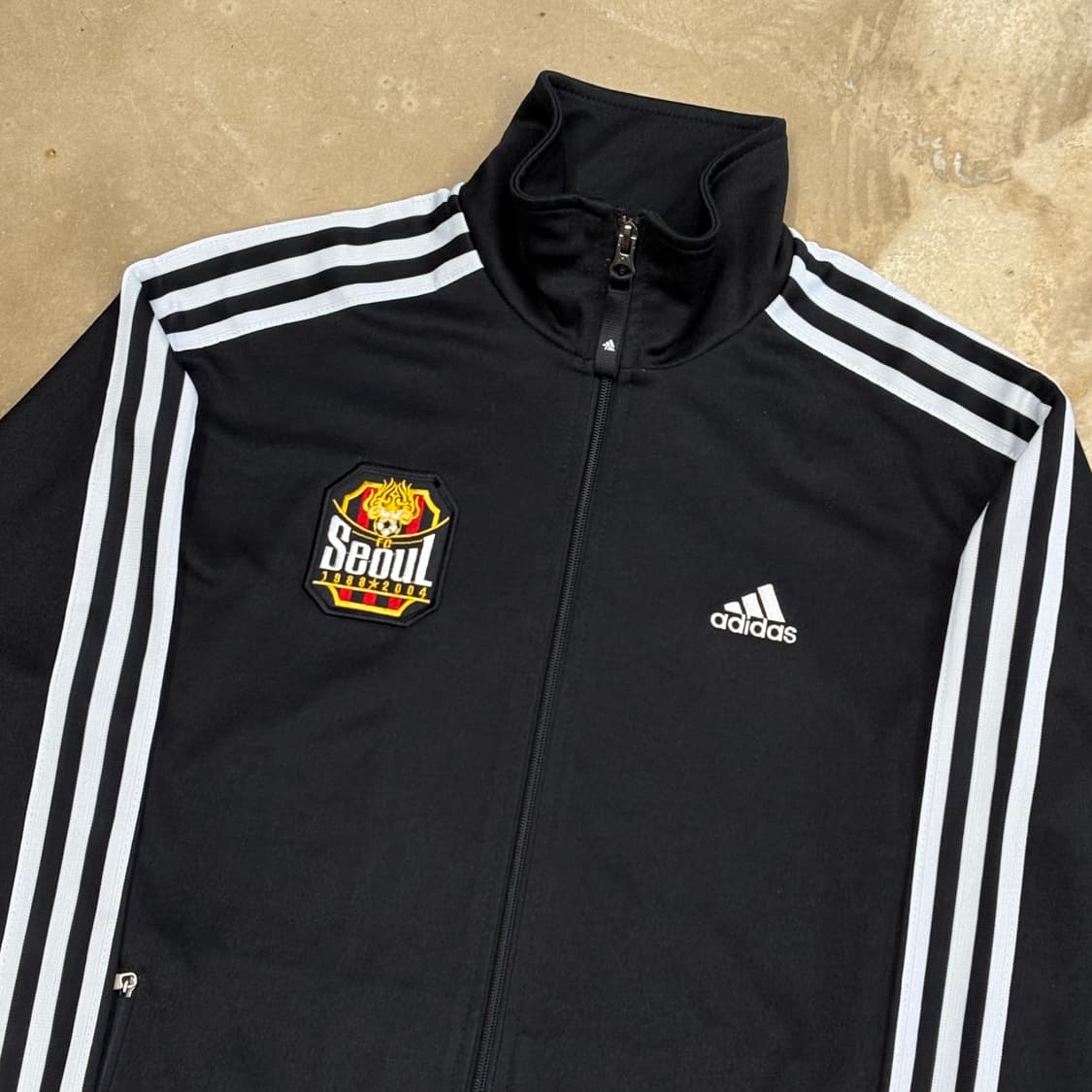 100 아디다스 FC서울 블랙 트랙탑 상품이미지1