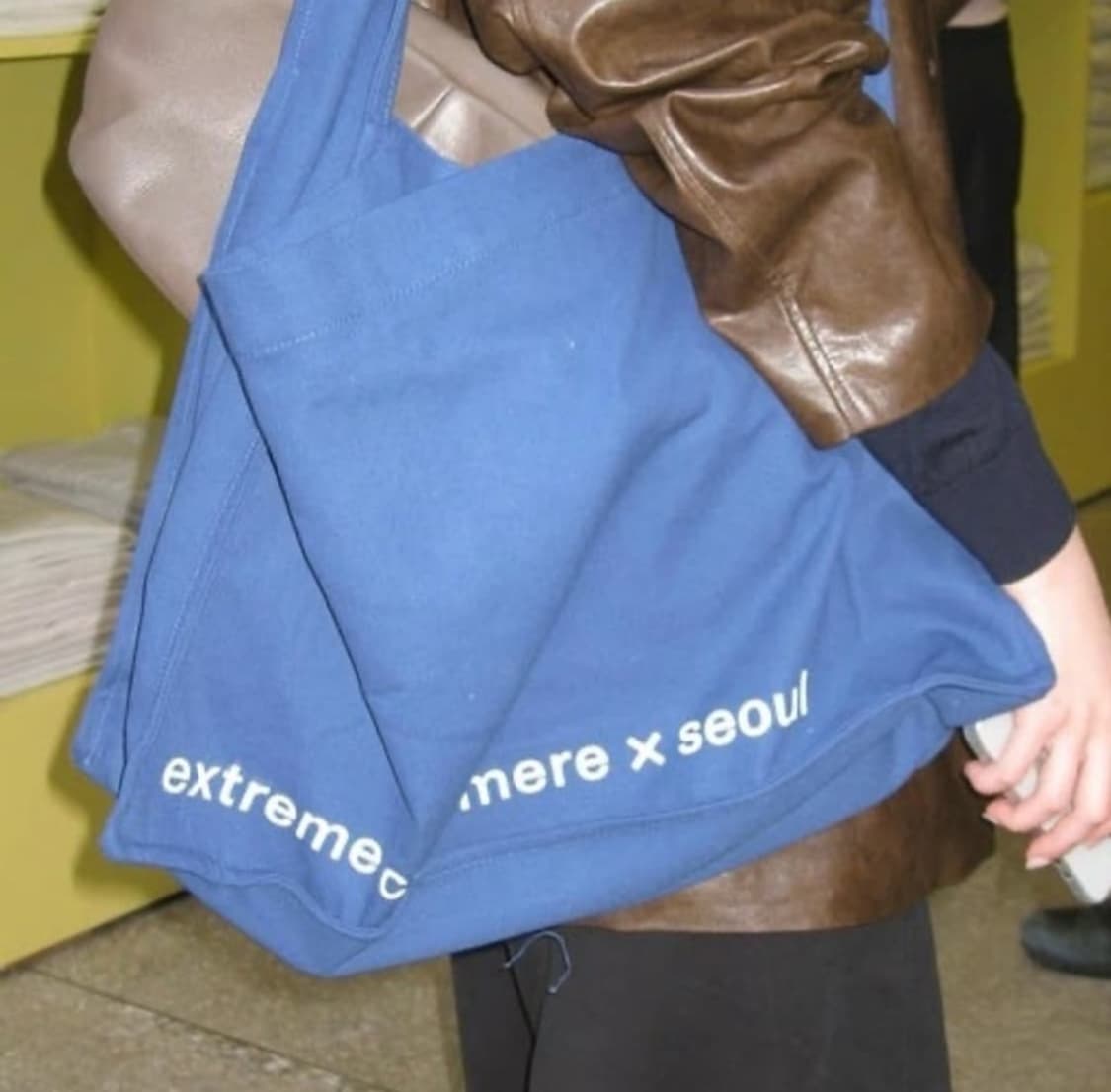 (구해요) extreme cashmere 익스트림 캐시미어 팝업백 상품이미지1