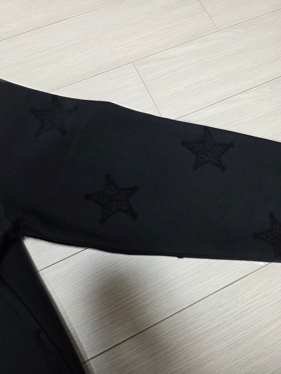 지방시 아카이브 스타 자수 맨투맨 상품이미지7