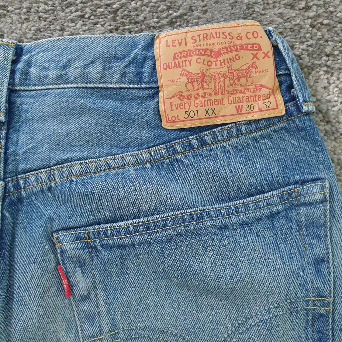 LEVI'S 501 디스트로이드 데님 팬츠 상품이미지2