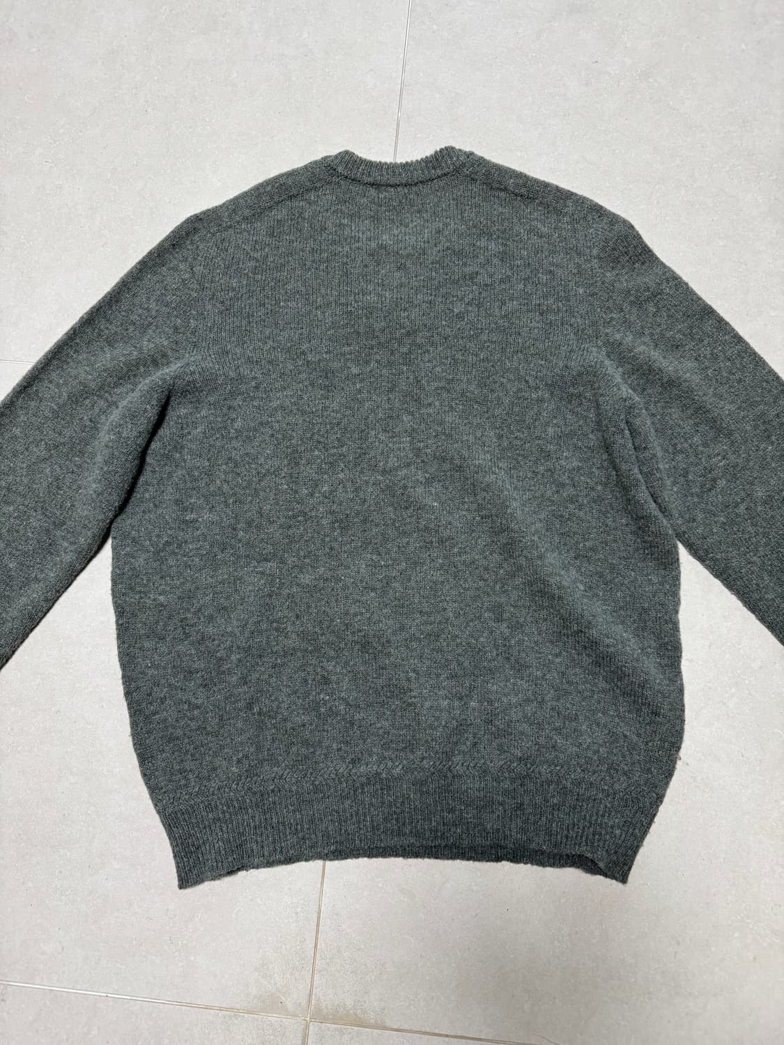 르메르 v neck 니트 스웨터 상품이미지2