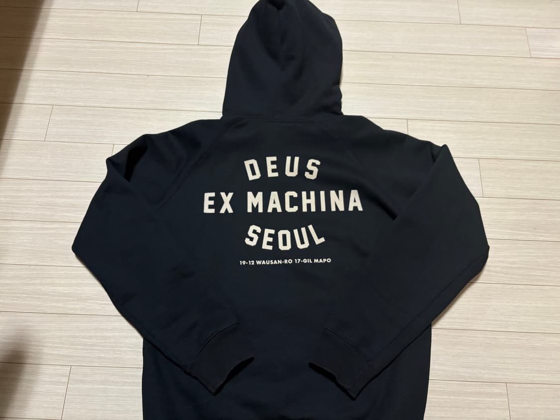 데우스 엑스 마키나 후드티 블랙 판매합니다 상품이미지2