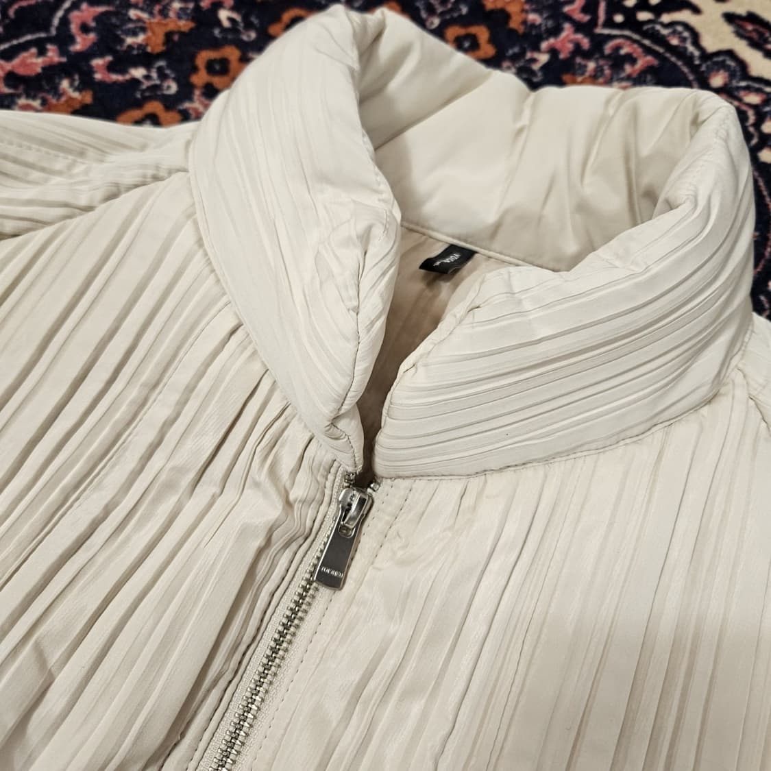 요이츠 24fw 플리츠 레이어드 자켓 상품이미지8