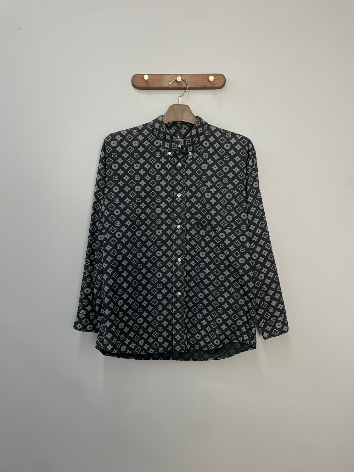 스투시 루이비통 90s 모노그램 오마주 셔츠 H2208 상품이미지2