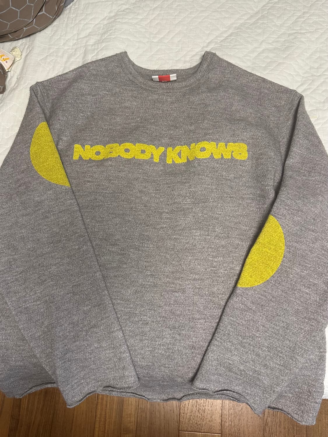 엑스트라오디너리 맨투맨 M 상품이미지1