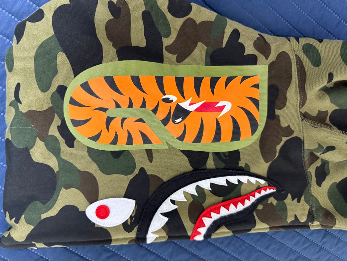 베이프 후드집업 M 새상품급 급쳐 상품이미지3