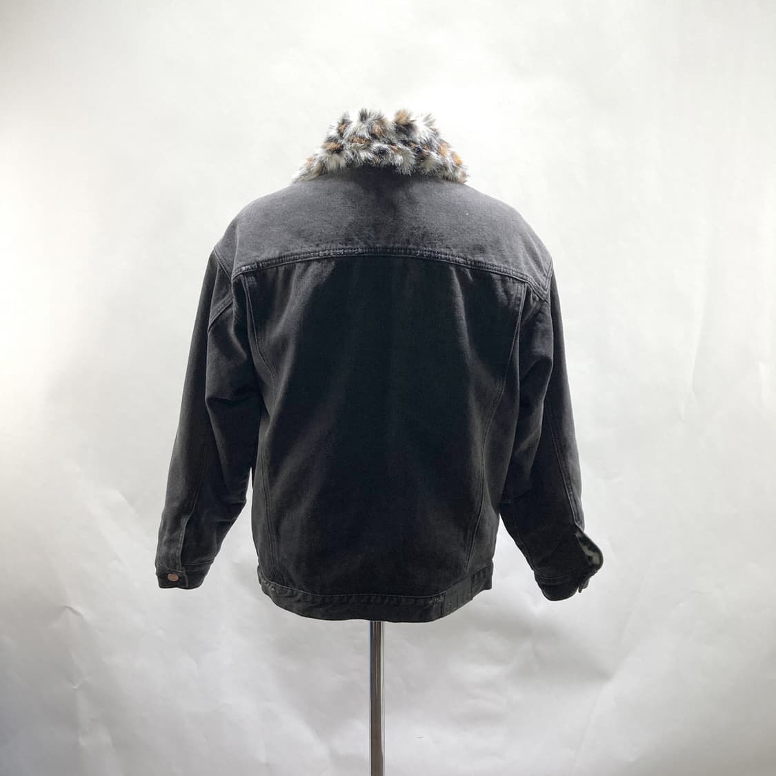 SJYP 여성 데님 레오파드 퍼자켓 s 영구제 상품이미지3