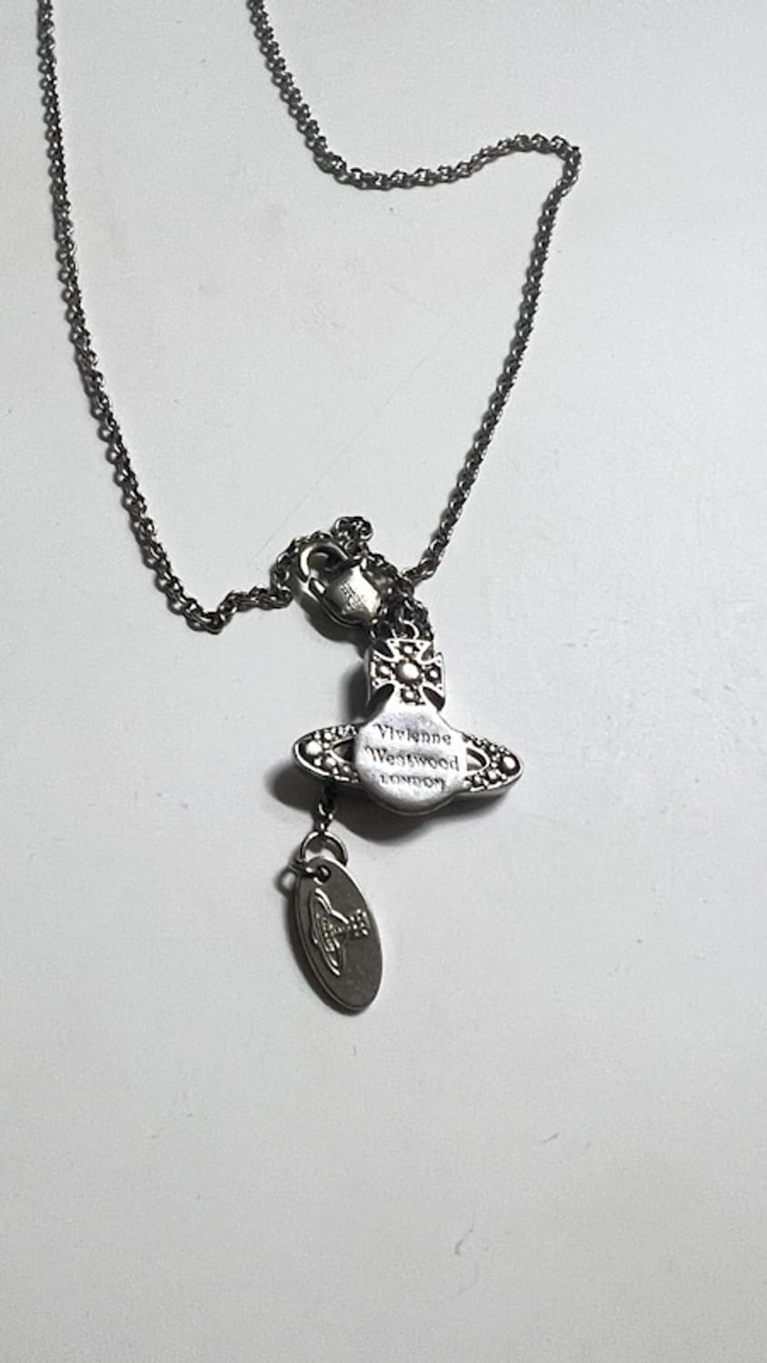 비비안웨스트우드 카르멜라 바스 릴리프 목걸이 상품이미지4