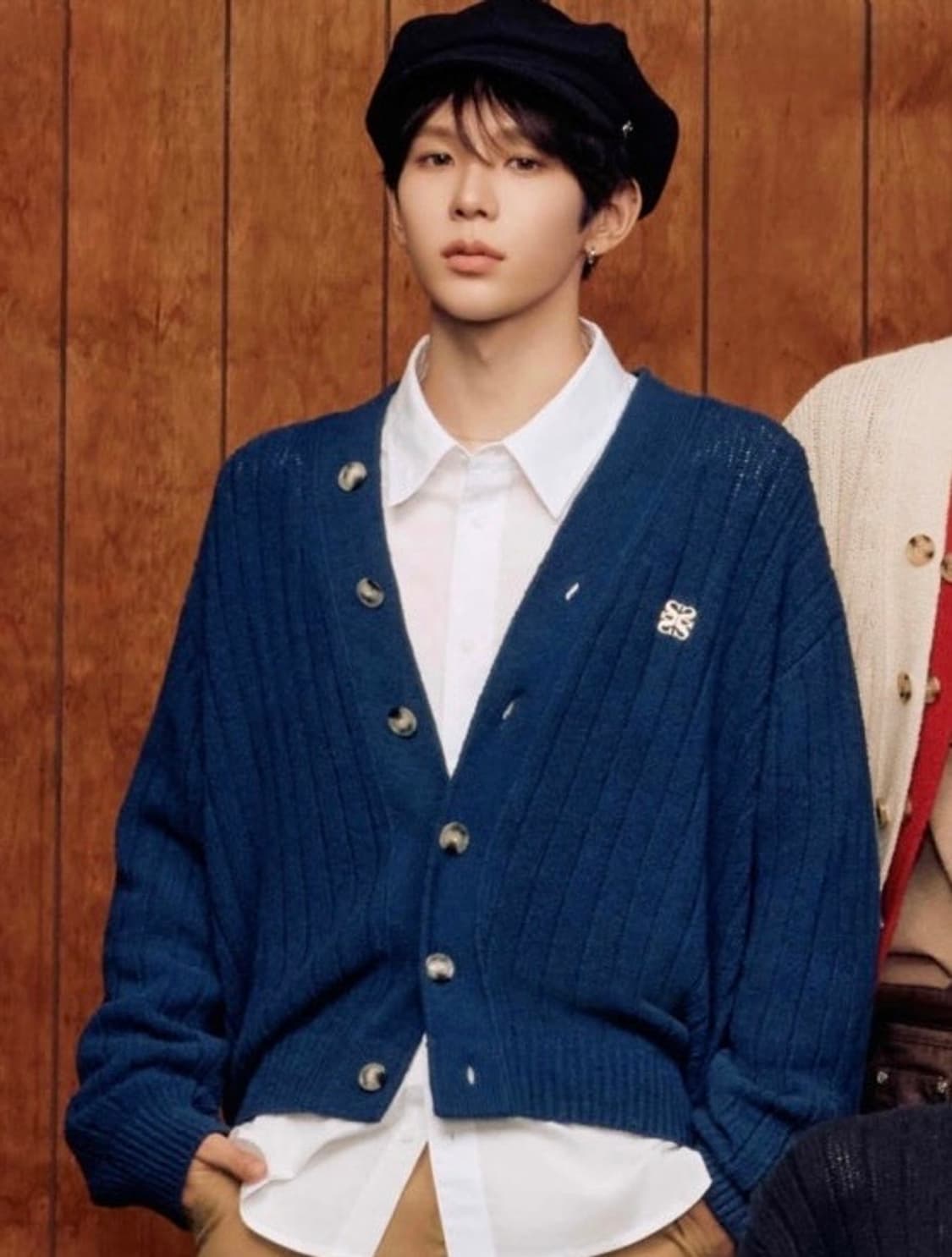 세터 파로 오버 사이즈 부클 가디건 네이비 피오니 XL 상품이미지4