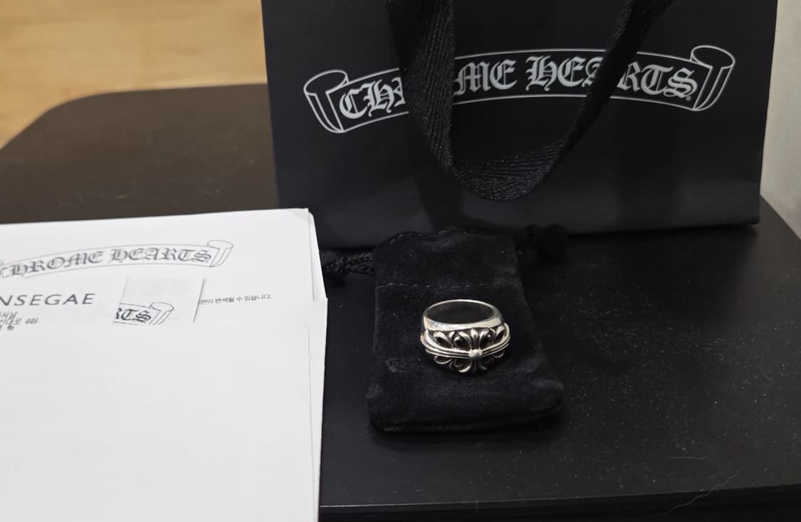 [판매] 크롬하츠 플로랄 크로스 링(US 5.5 / KS 11~10) 상품이미지1