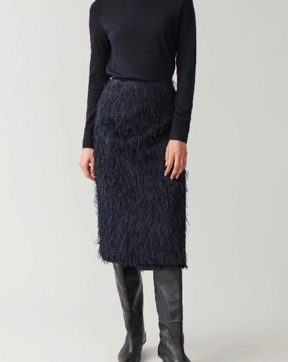 cos 코스 네이비 페더 랩스커트  34사이즈 상품이미지4