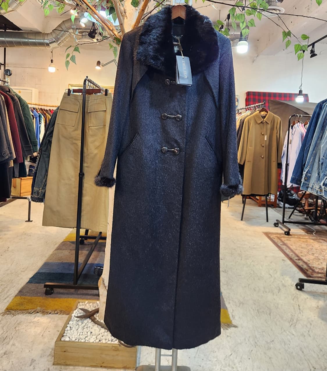 DElBA milano 알파카 울 블렌드 리얼 밍크 퍼 블랙 롱 코트 상품이미지4