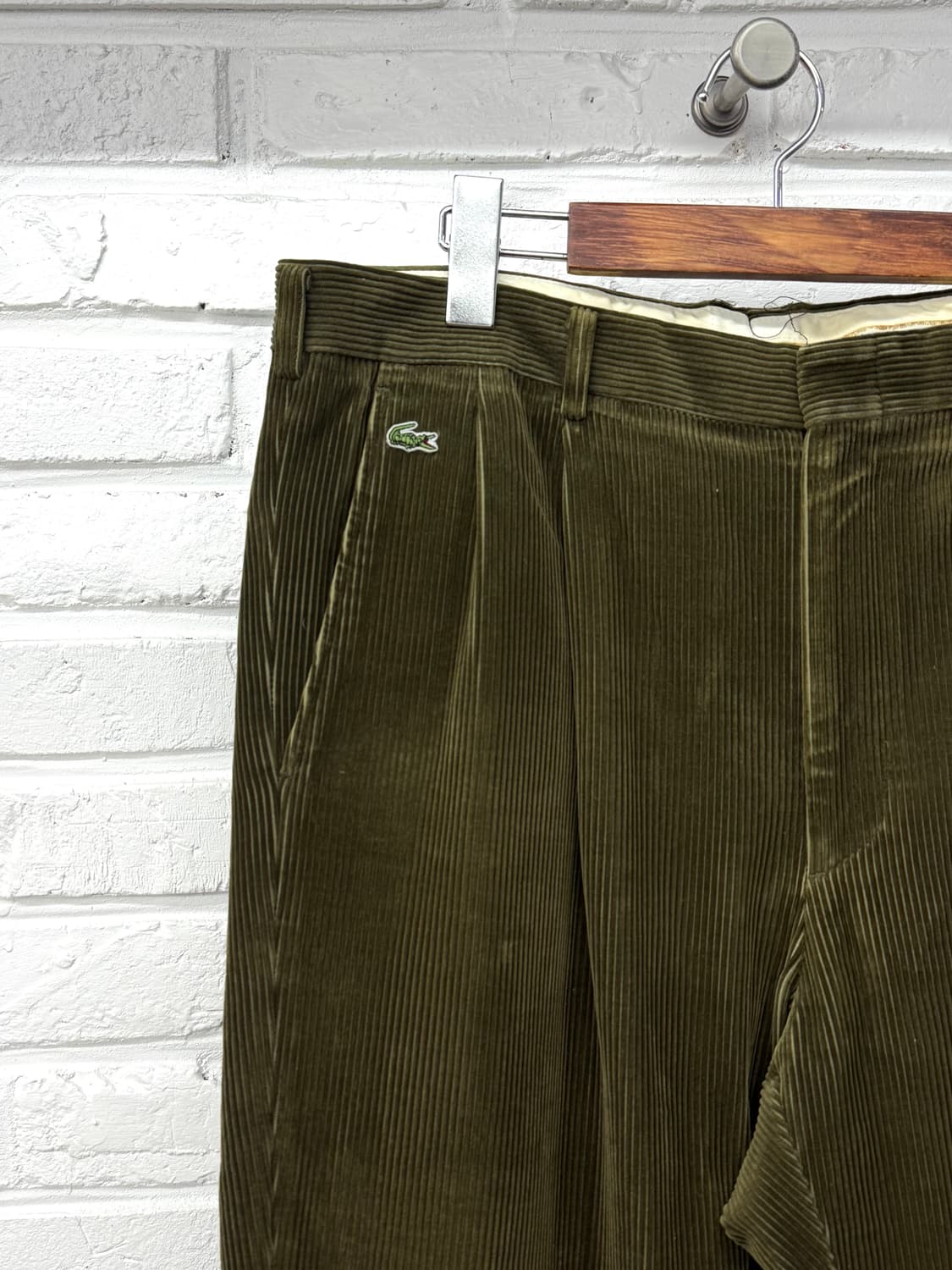 라코스테 카키 코듀로이 팬츠 상품이미지3