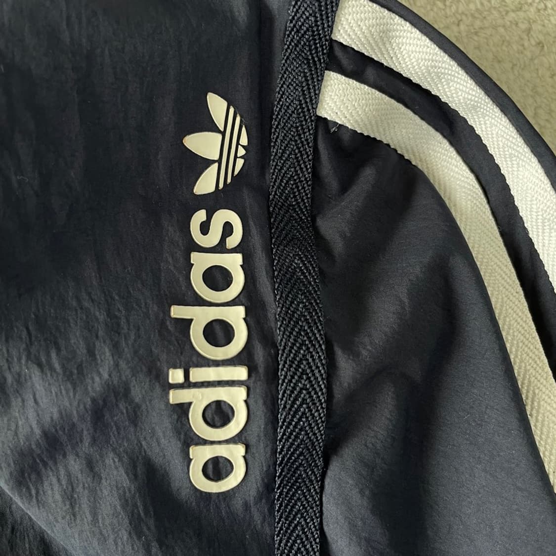 L 아디다스 경량 윈드브레이커 바람막이 네이비 100 상품이미지5