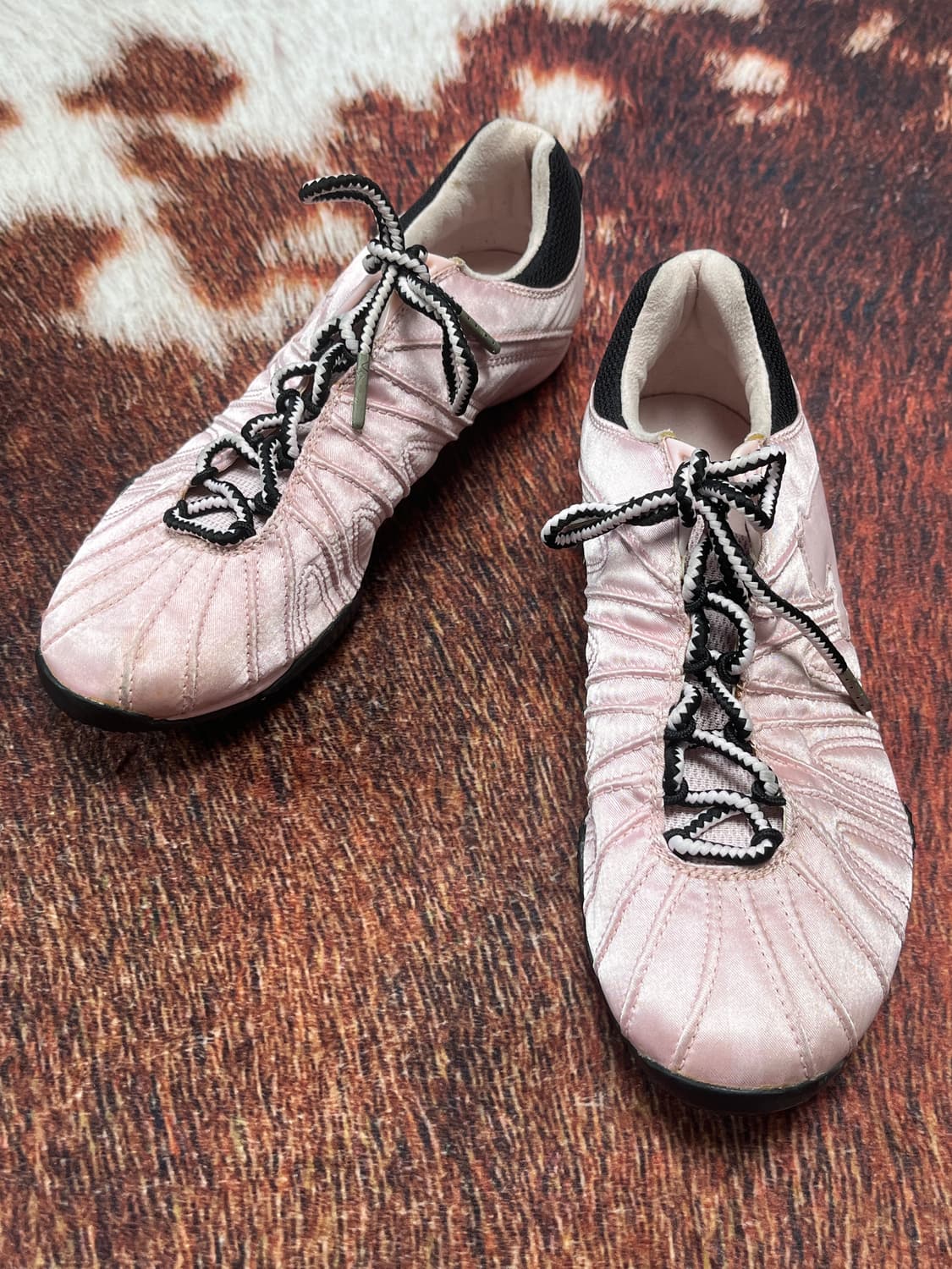 [245] 푸마 빈티지 핑크 플랫 발레슈즈 상품이미지1