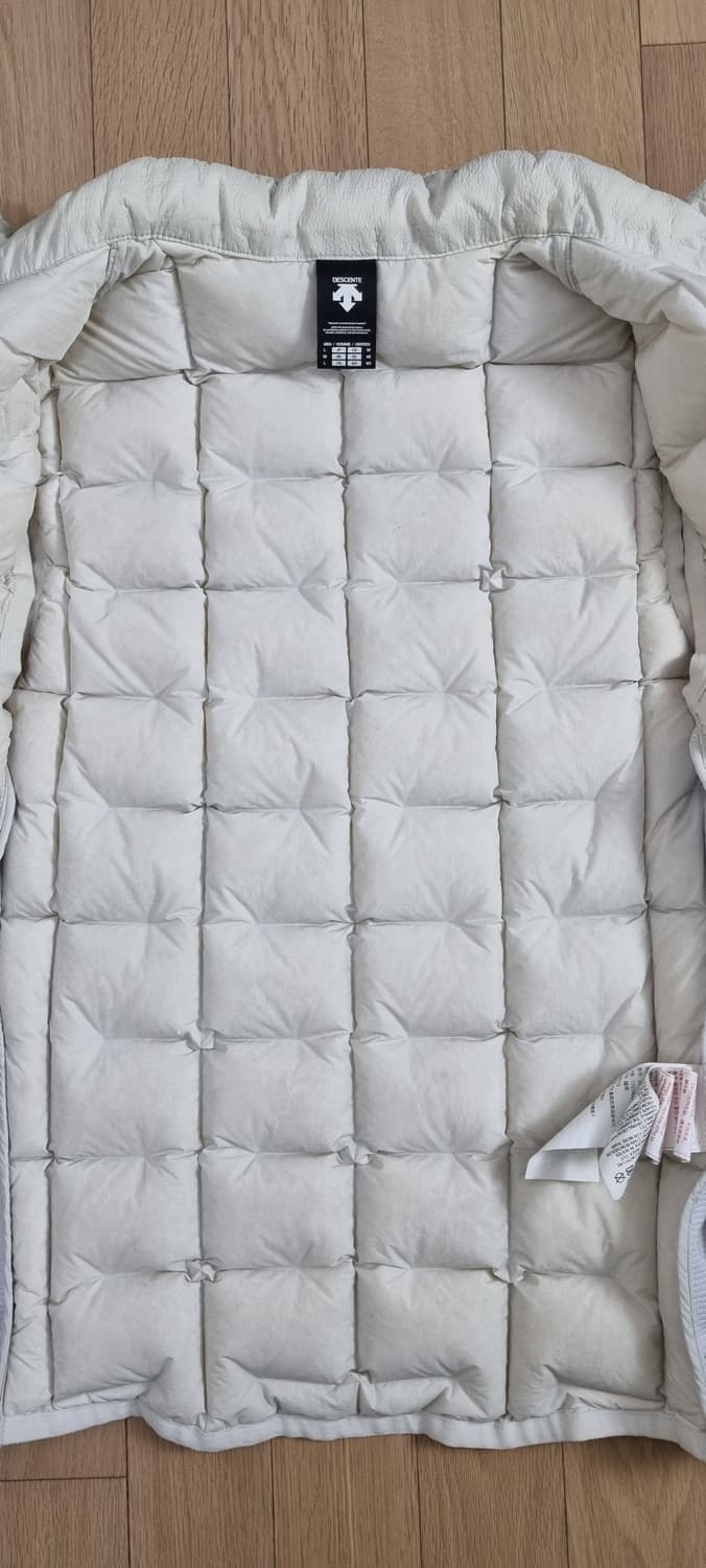 데상트 골프 튜브 덕다운 패딩 베스트 S _ 공용 , 남성 상품이미지7