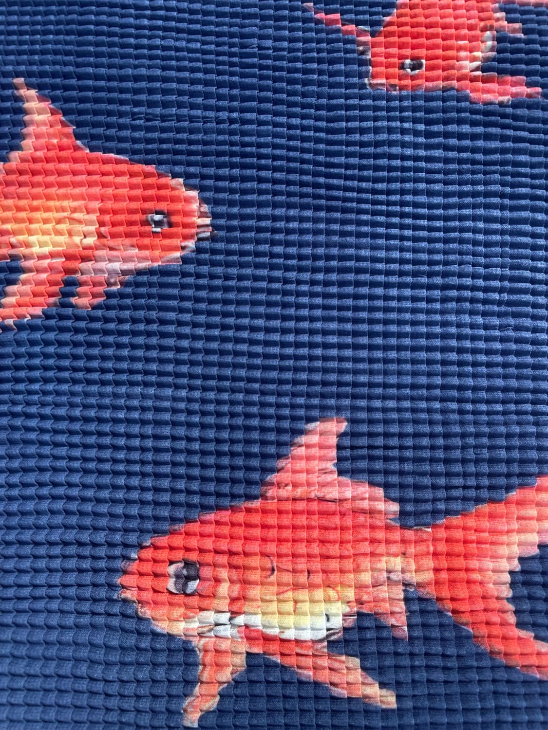 Orange fish friends pleats top 상품이미지2