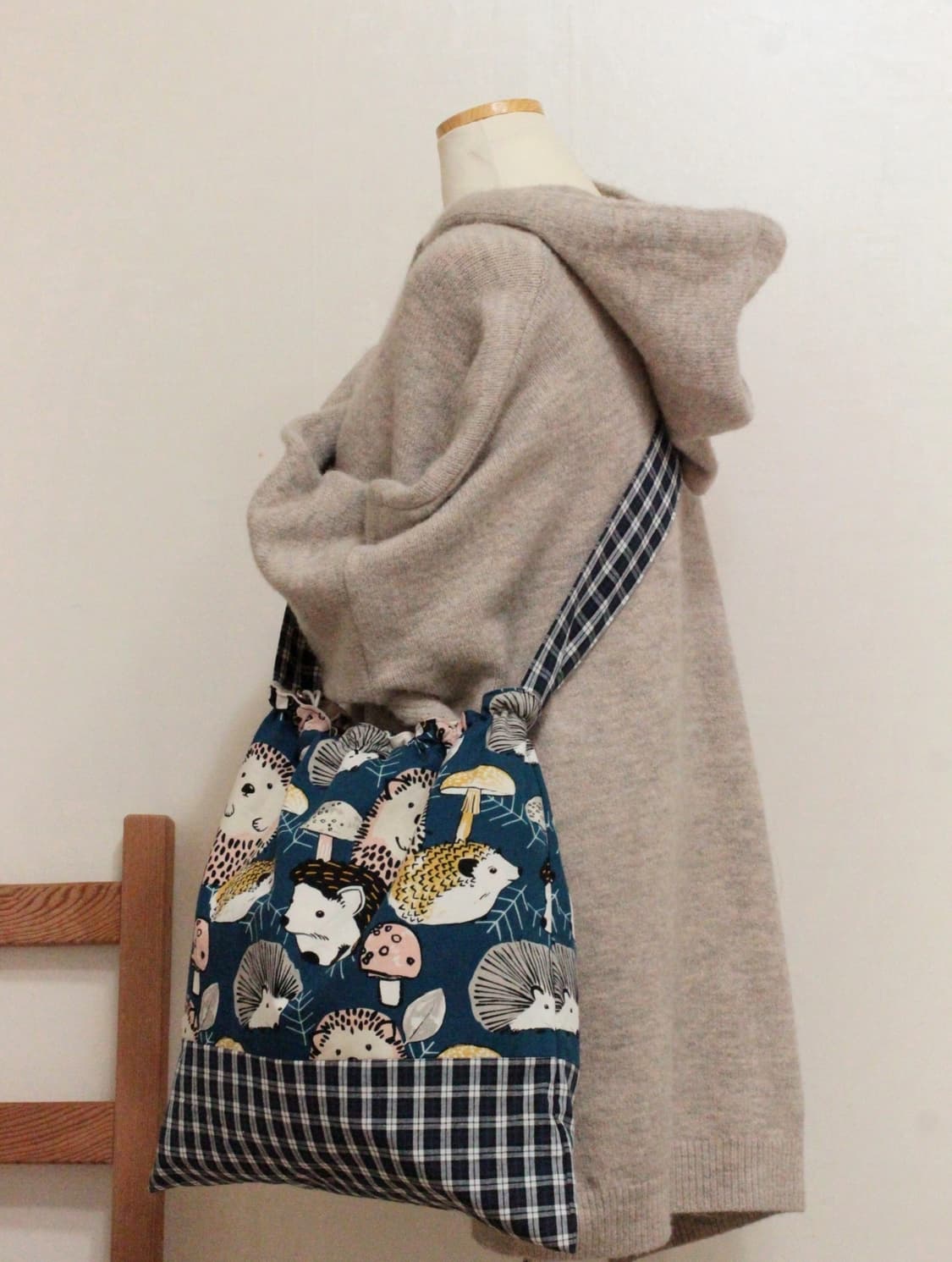 핸드메이드 고슴도치 밴딩 크로스백 상품이미지6