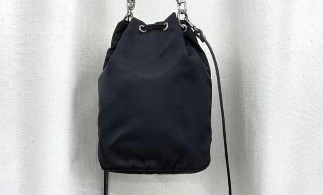 프라다 포코노 파우치 버킷백 상품이미지4