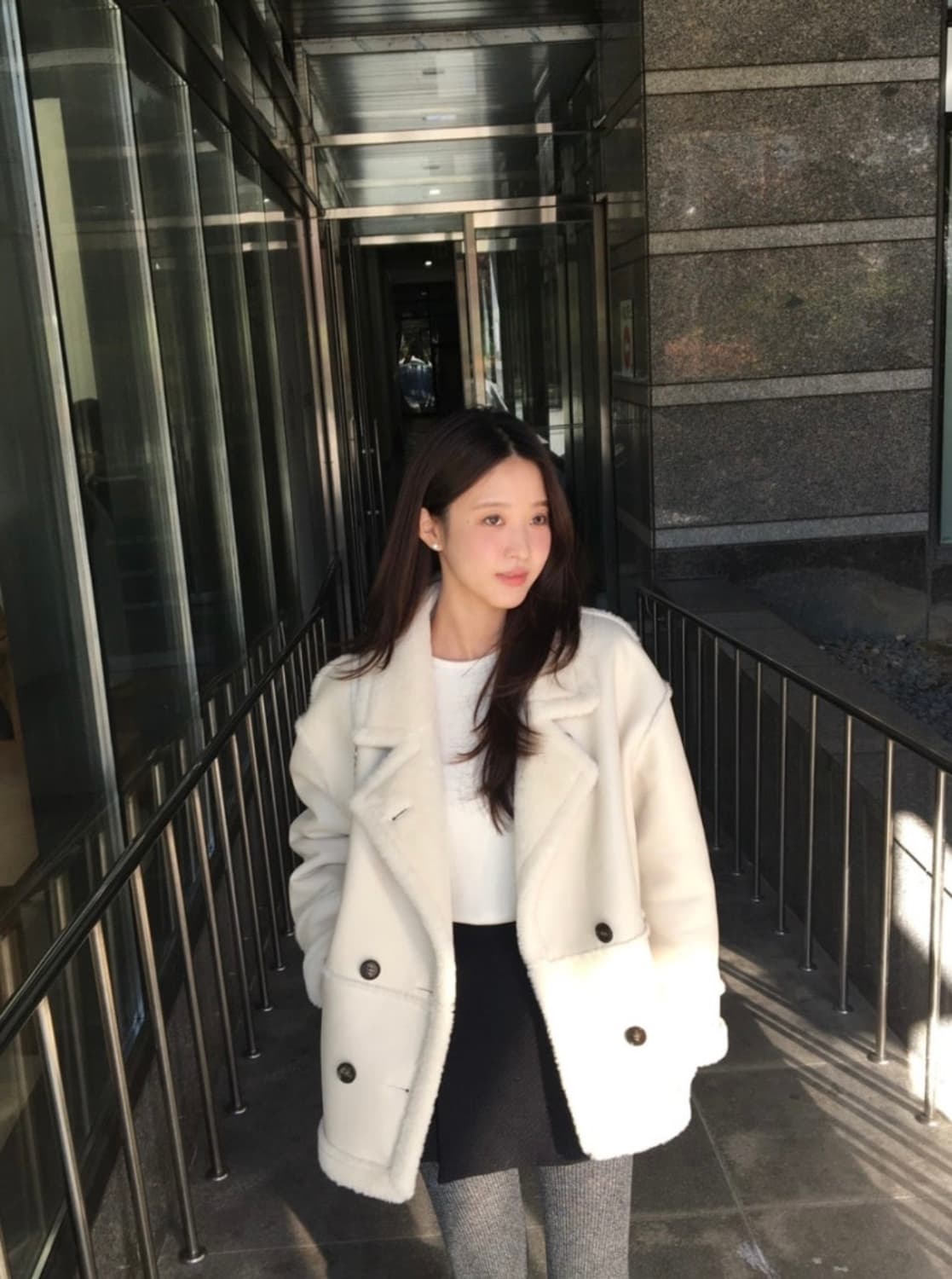 (새상품)비코튼 넬라 시어링 자켓 무스탕 상품이미지2