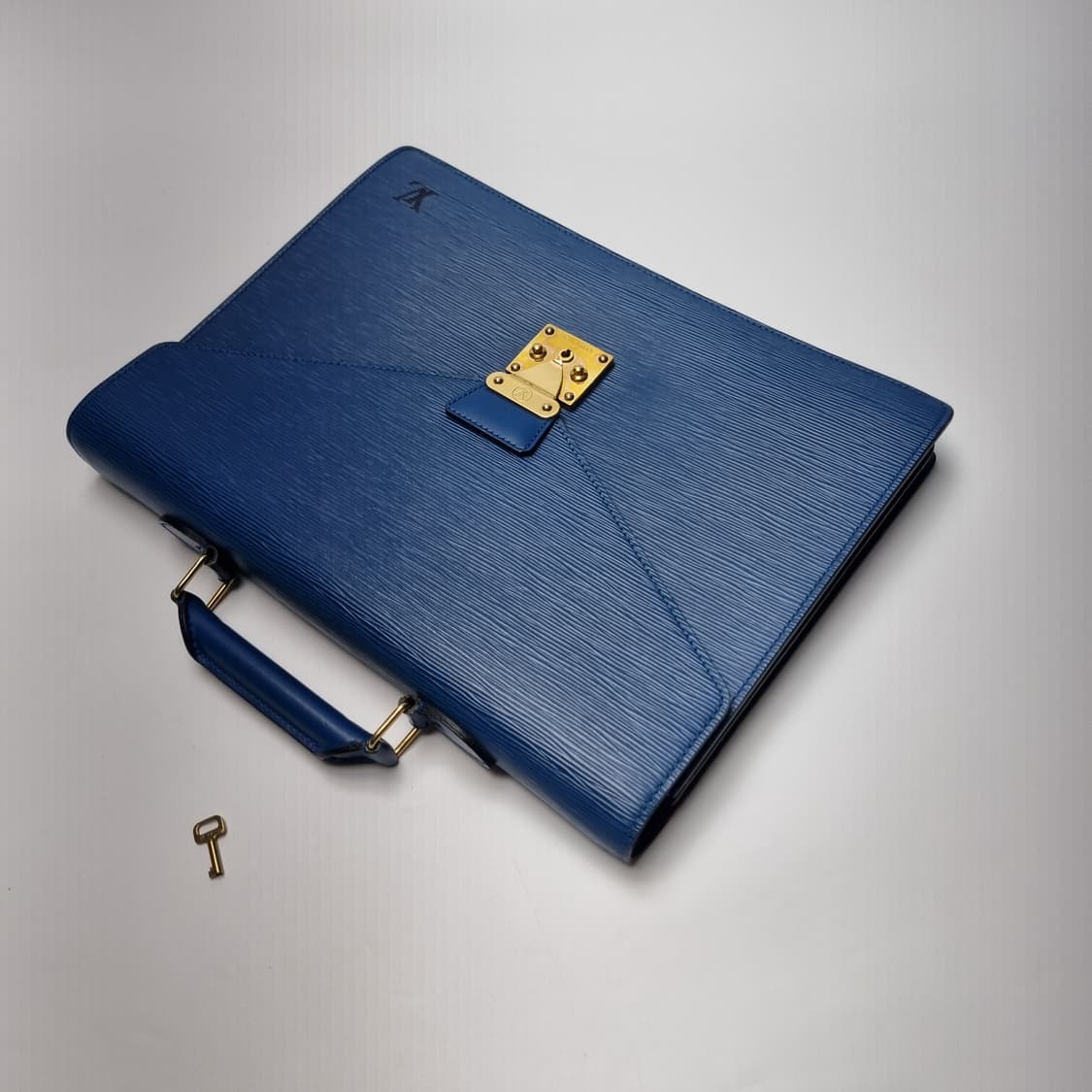 루이비통 에삐 세르비엣 서류가방 블루 브리프케이스 (최상급 남여공용) 상품이미지5