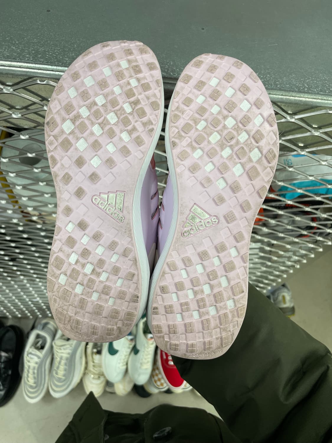 아디다스 라피다런 240 상품이미지8