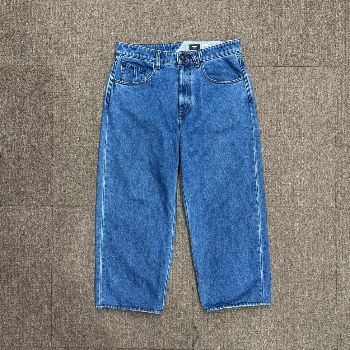 볼컴 빌로우 루즈핏 데님 (34)  상품이미지1