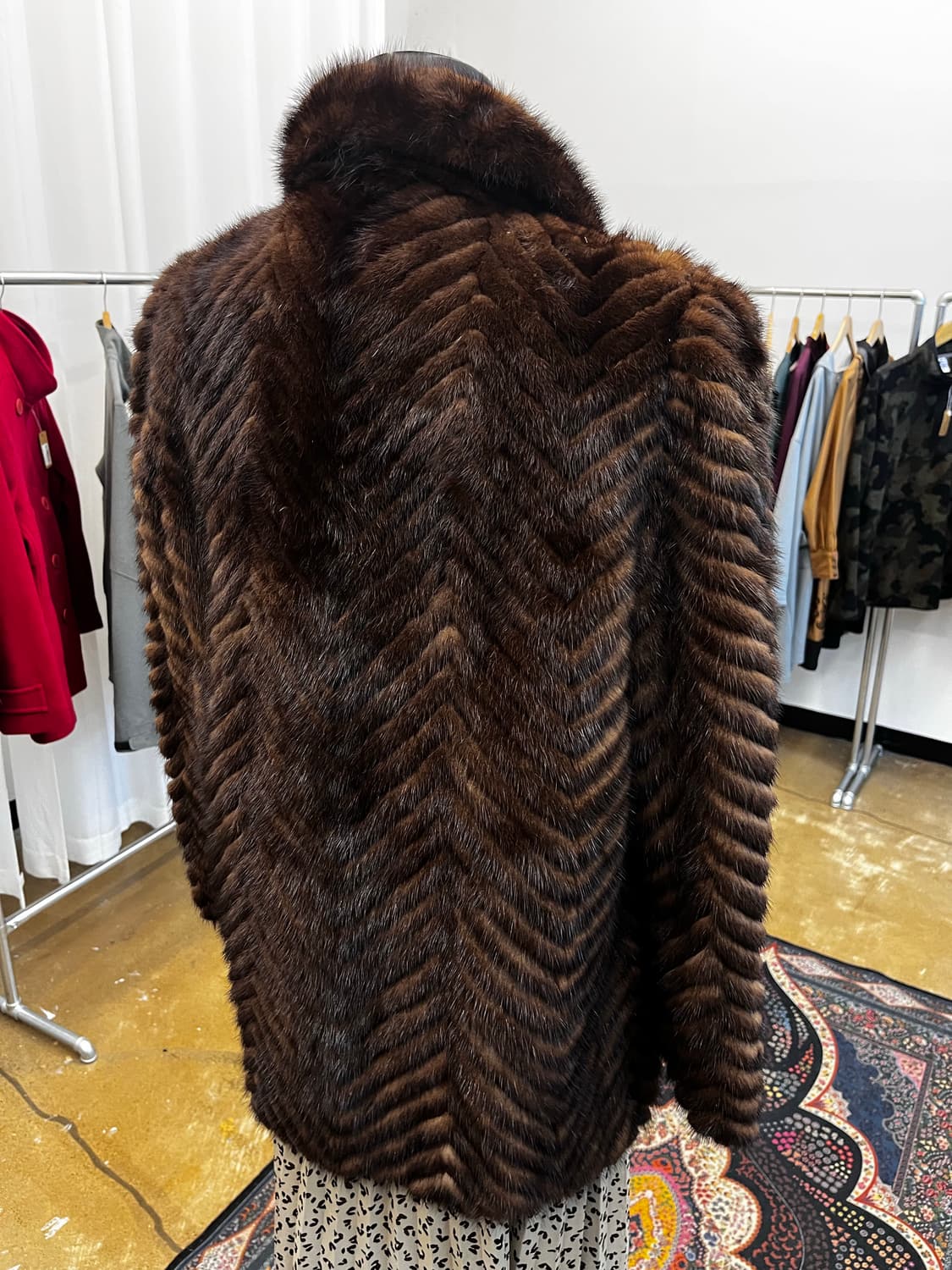 PRELIOT 헤링본 패턴 밍크퍼 자켓 상품이미지7