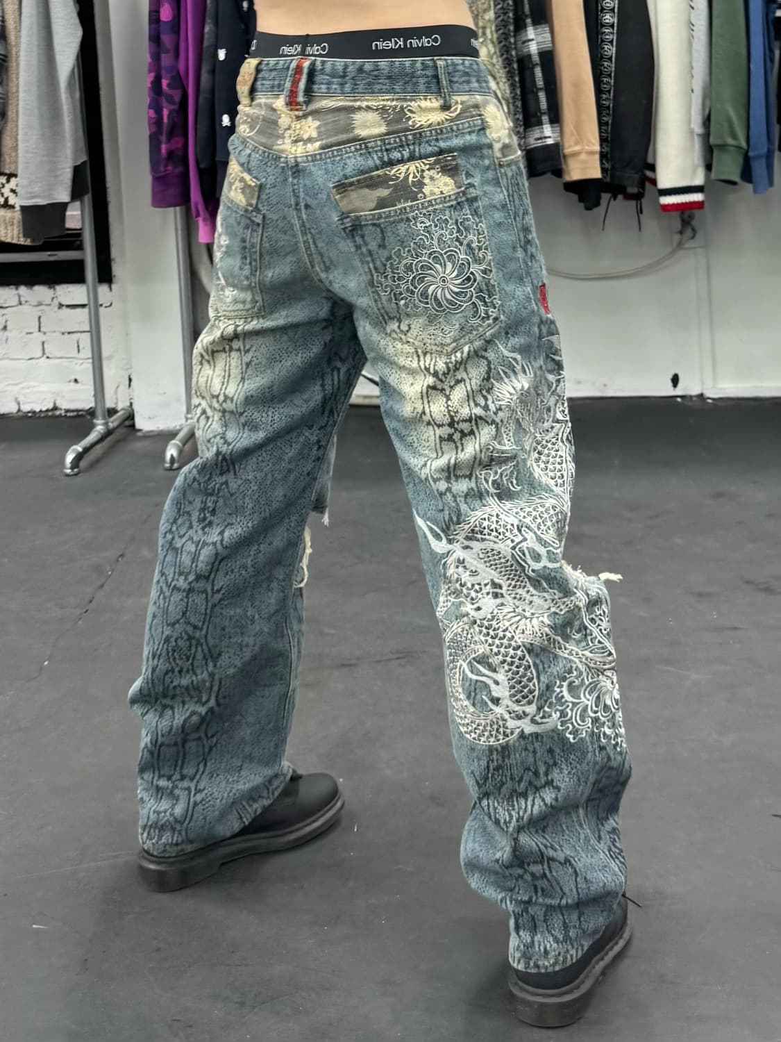 카라쿠리 타마시 오리엔탈 뱀피 데님팬츠 상품이미지4