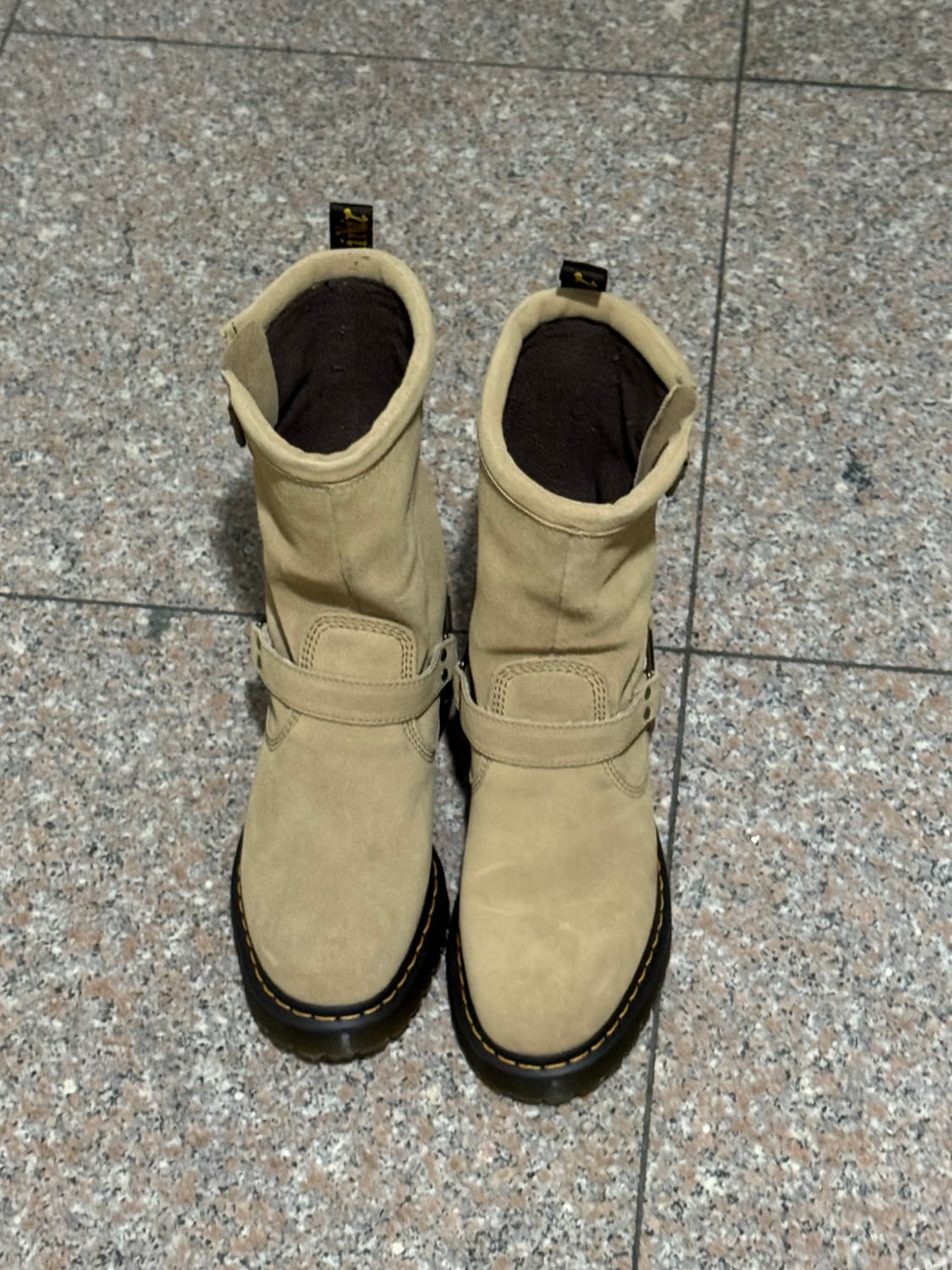 닥터마틴 애니스톤 하이 바이커 부츠 상품이미지2