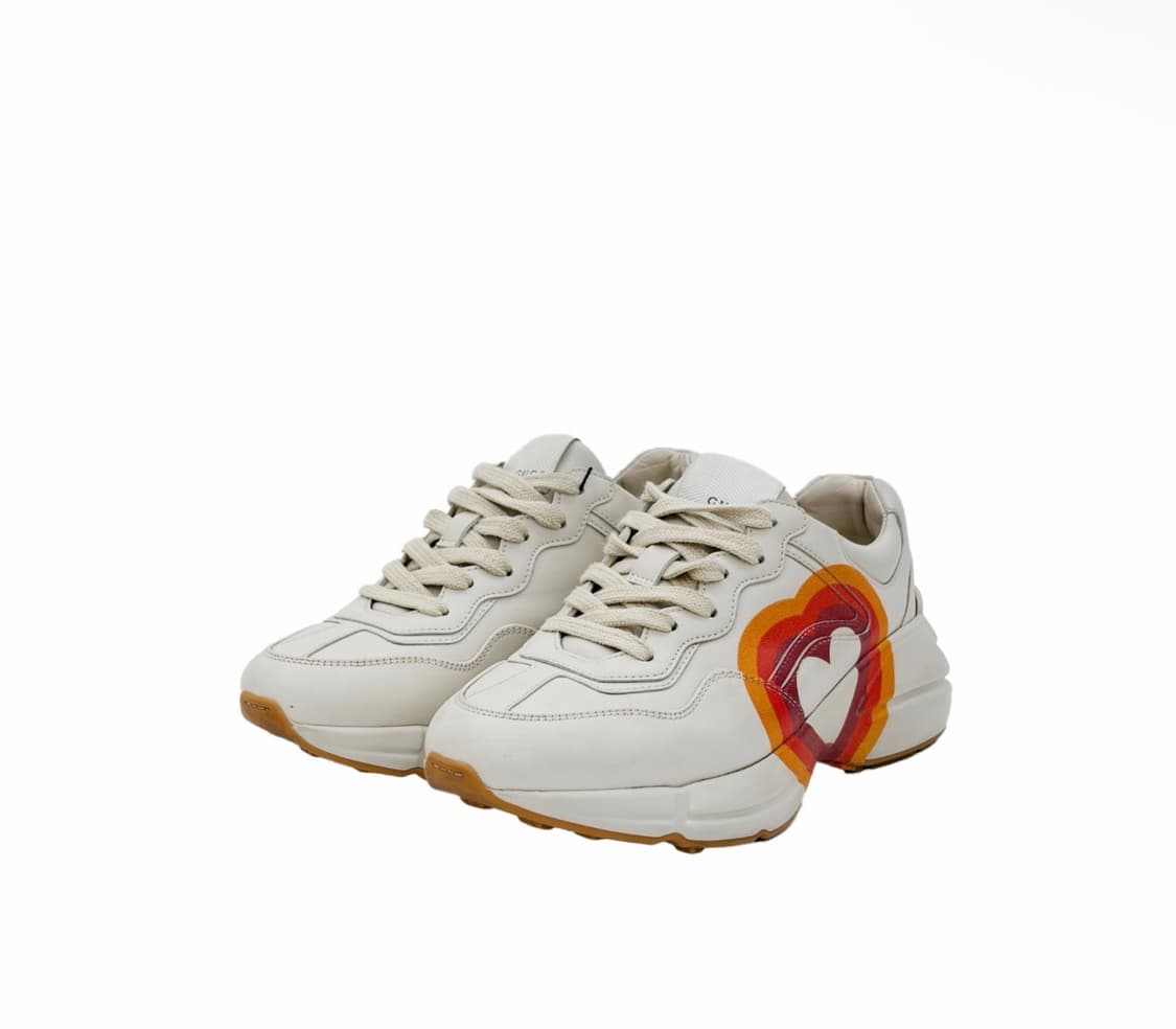 [34.5] 구찌 여성 인터로킹 G 하트 레더 리이톤 롸이톤 스니커즈 상품이미지3