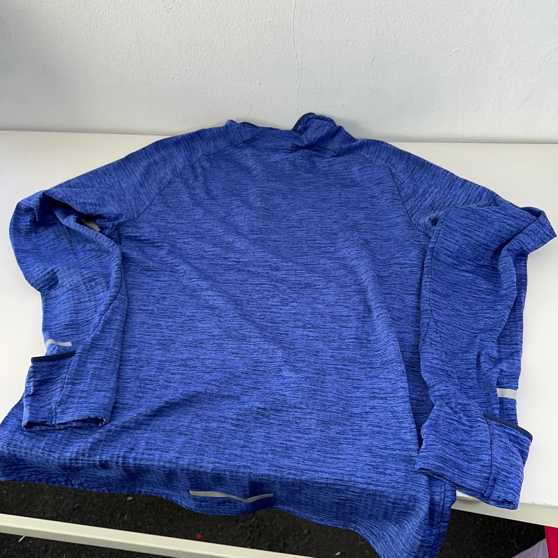 XL 나이키런닝 퍼플 스카치스우시 핑거홀 반집업 런닝긴팔티 상품이미지6