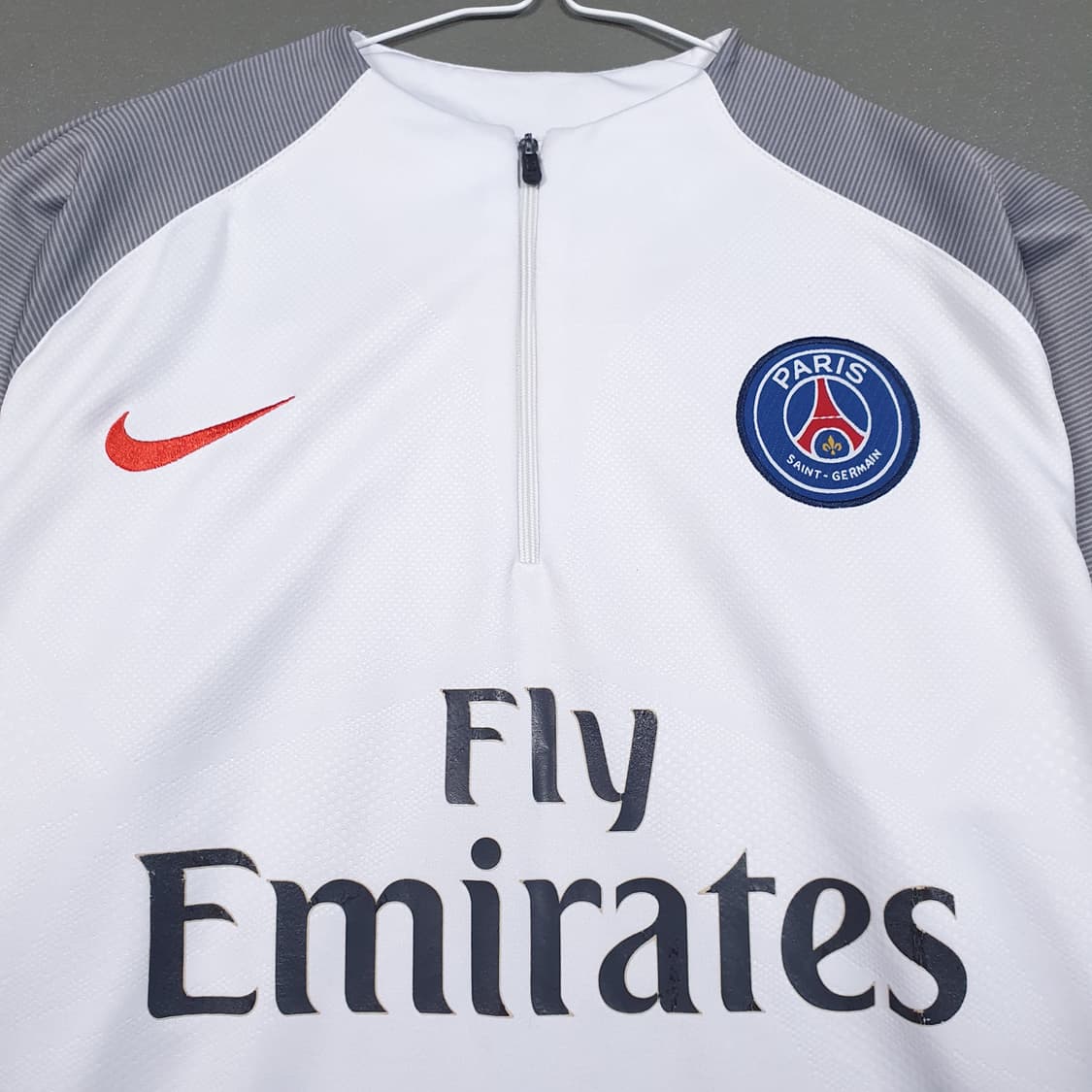 가슴 단면 : 50
총장 길이 : 73

16-17 시즌 아스널 홈 져 상품이미지2