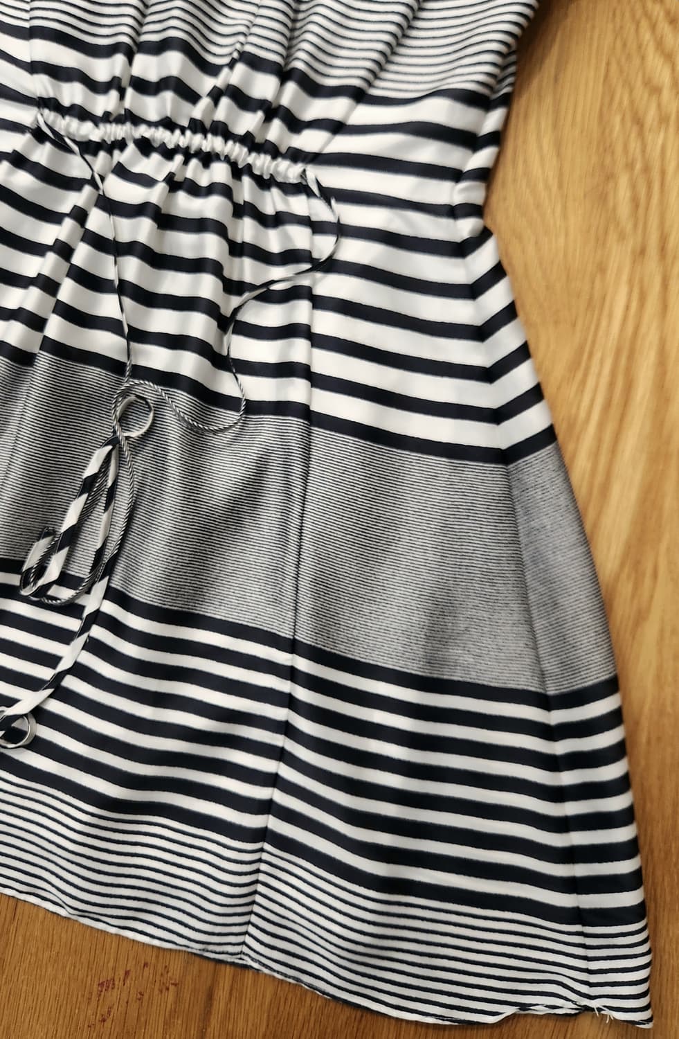 알마니 익스체인지 스트라이프 셔츠원피스 상품이미지4