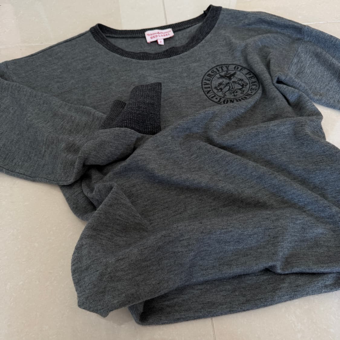 Vivienne Westwood University of peace 탑 상품이미지4