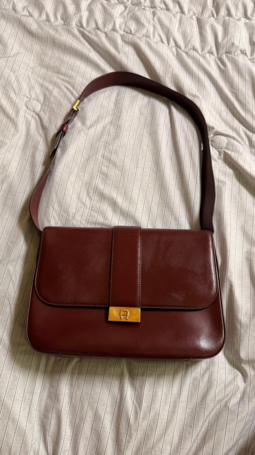 독일 Aigner 아이그너 빈티지 숄더백 가죽 가방 상품이미지2