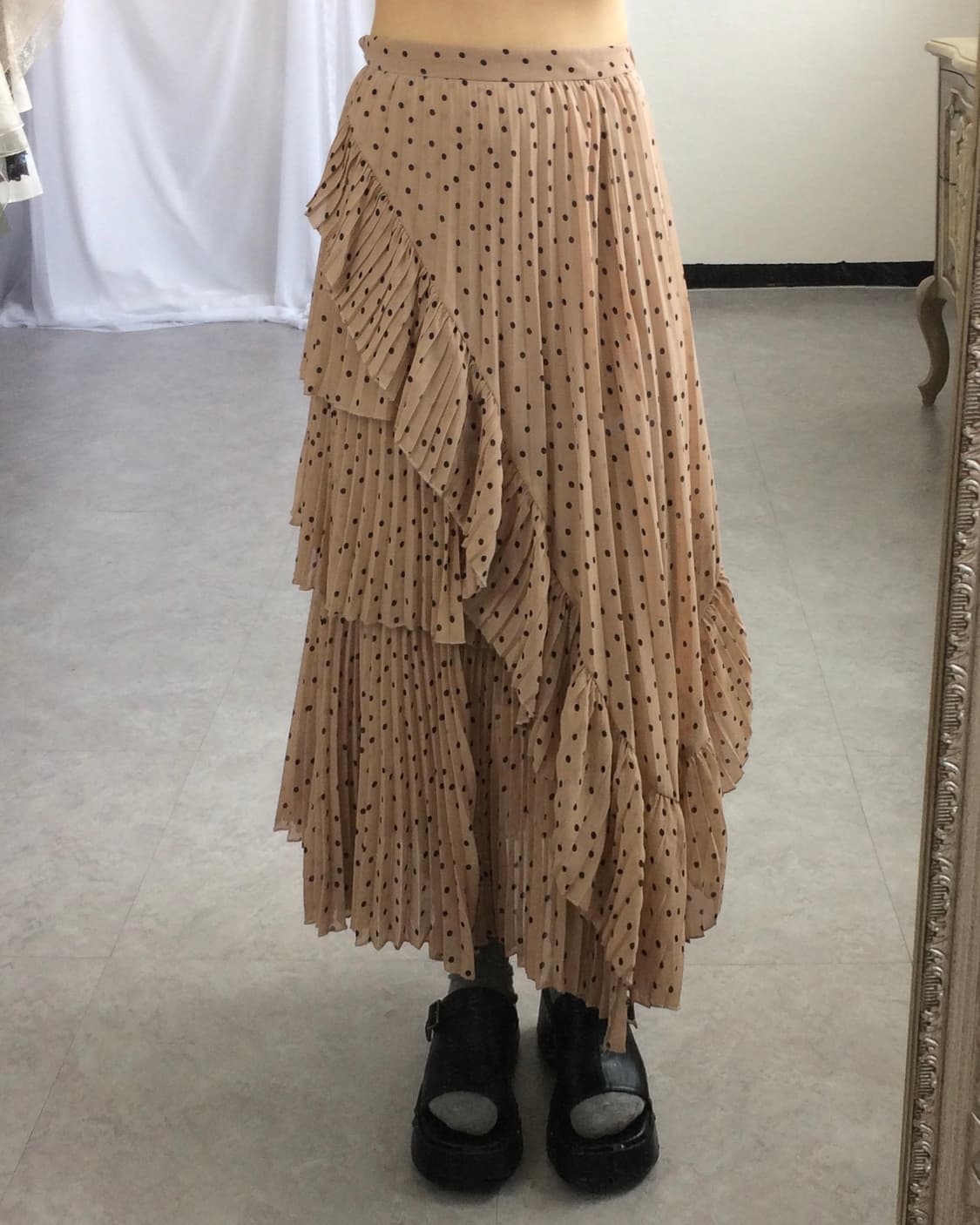 Dot pattern frill layer long skirt 상품이미지4