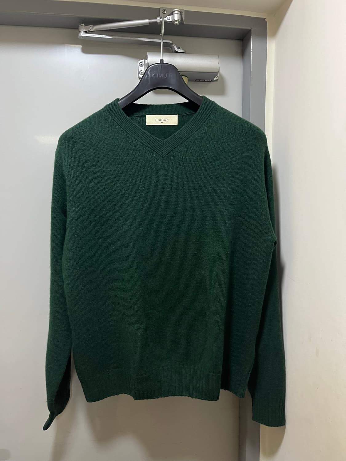 [48] 퍼스트플로어 캐시미어 브이넥 스웨터 포레스트 그린 상품이미지3