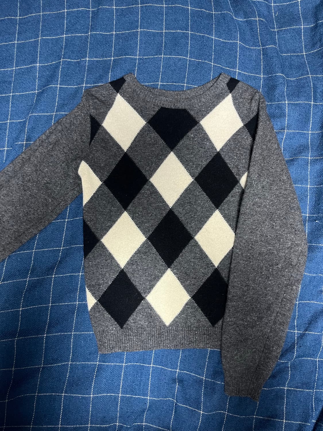 울50% 아가일 니트 상품이미지1