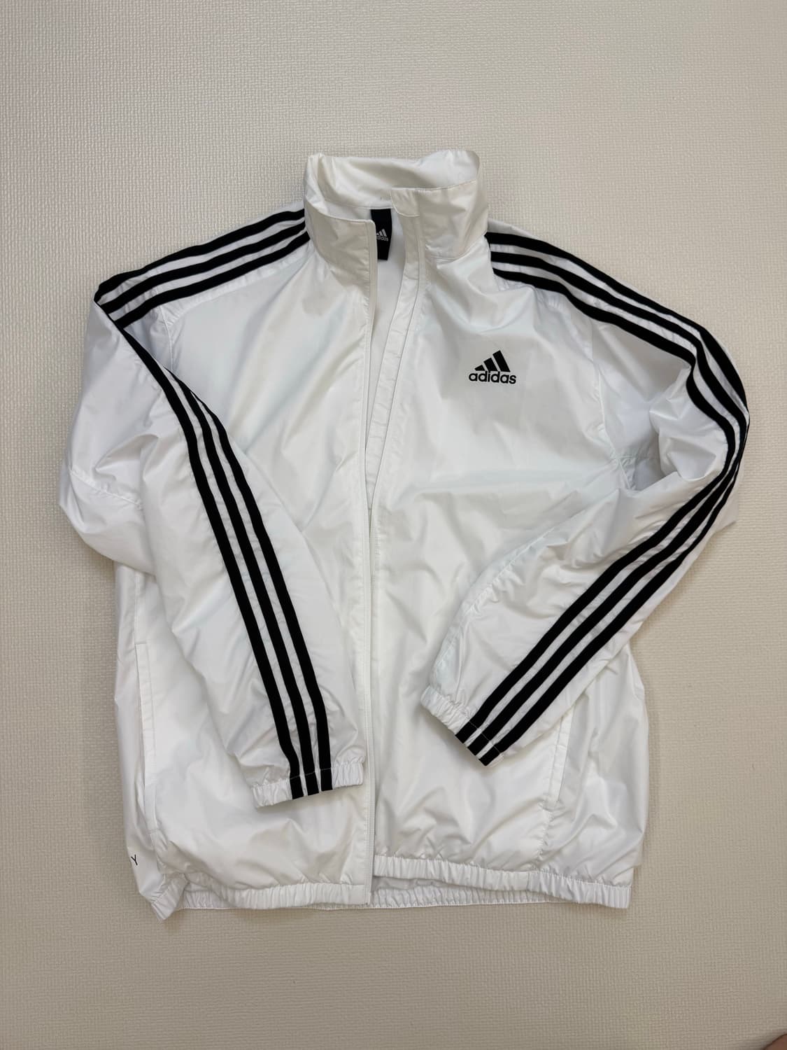 아디다스 바람막이 상품이미지1