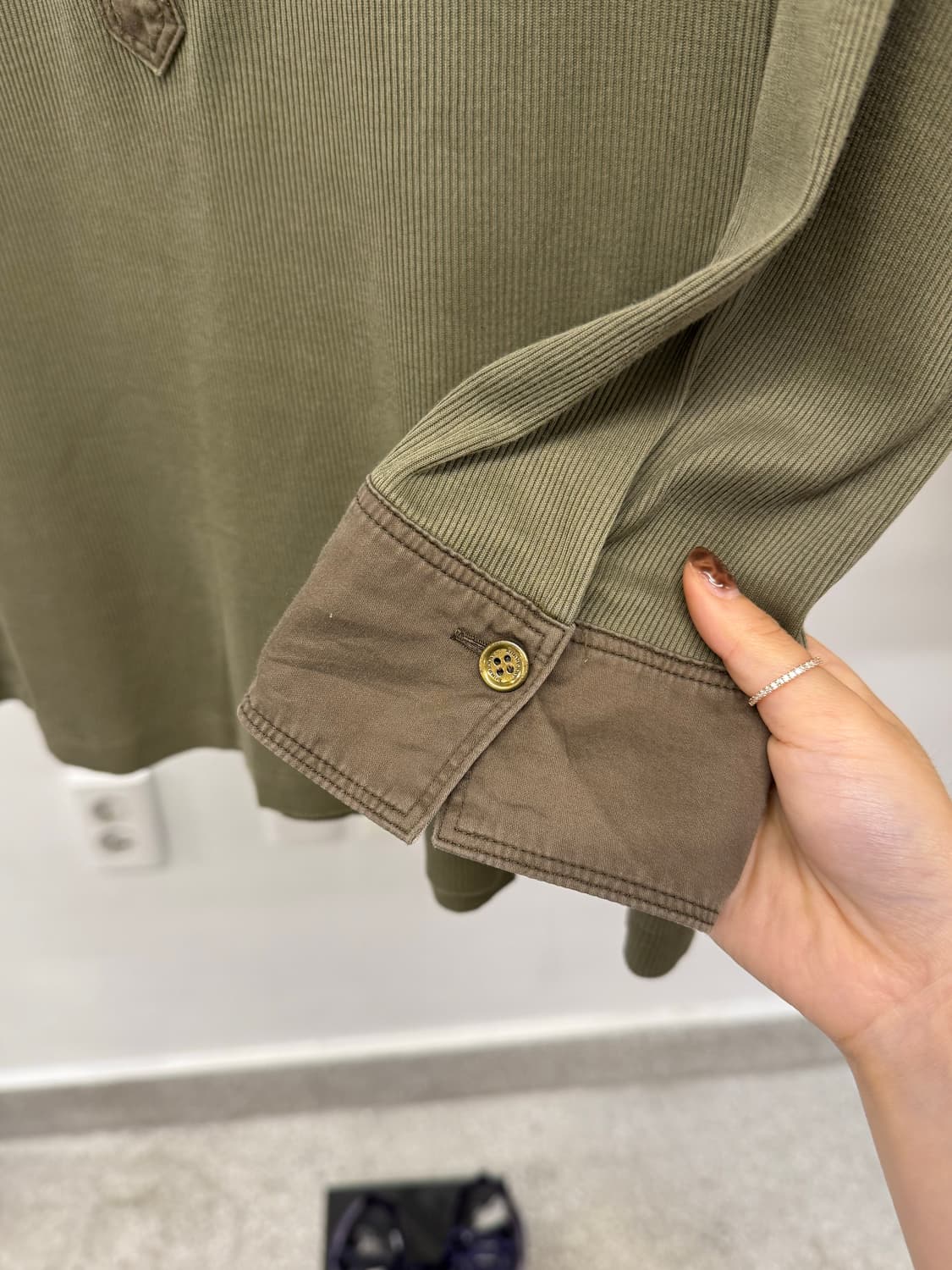 Burberry London Khaki Vintage Polo Shirt 상품이미지4