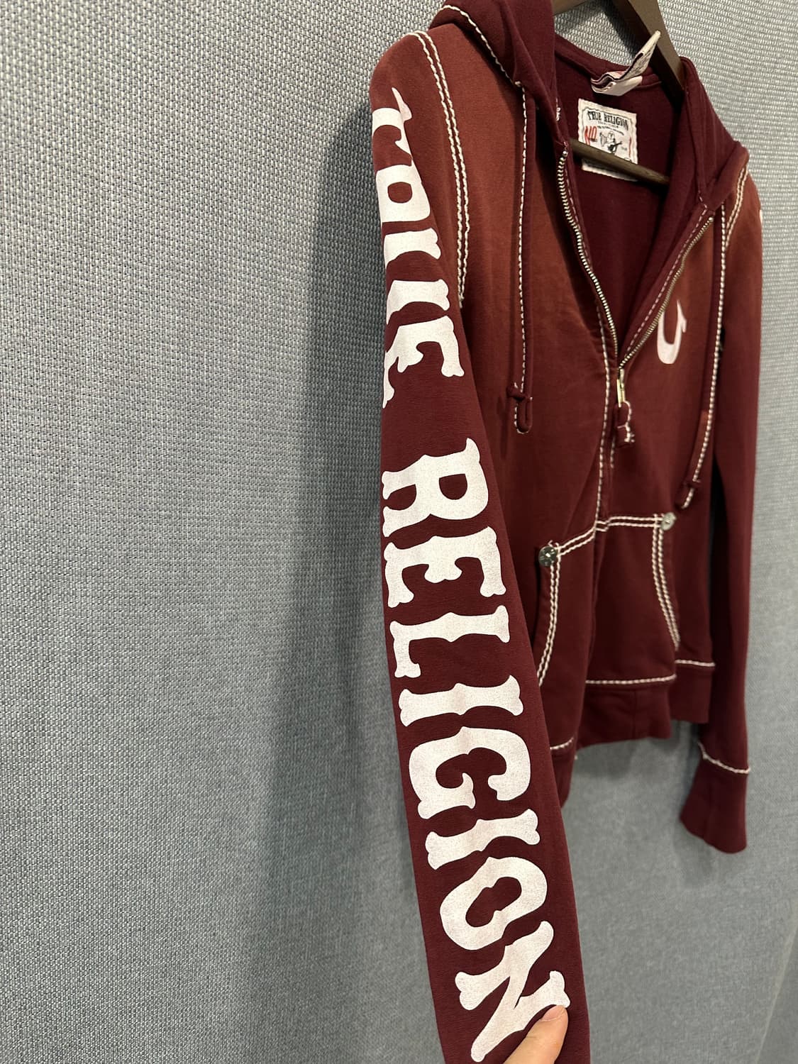 트루릴리전 True Religion 버건디 집업 후디 상품이미지3