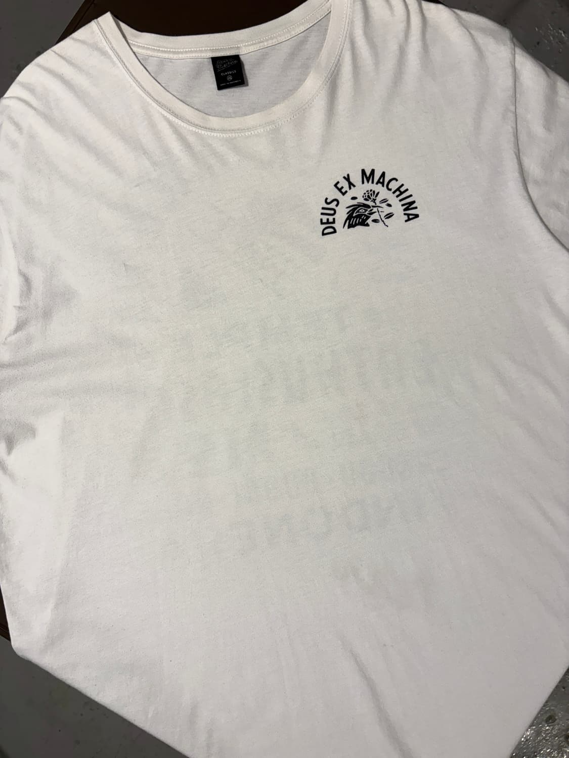 데우스 반팔 상품이미지5