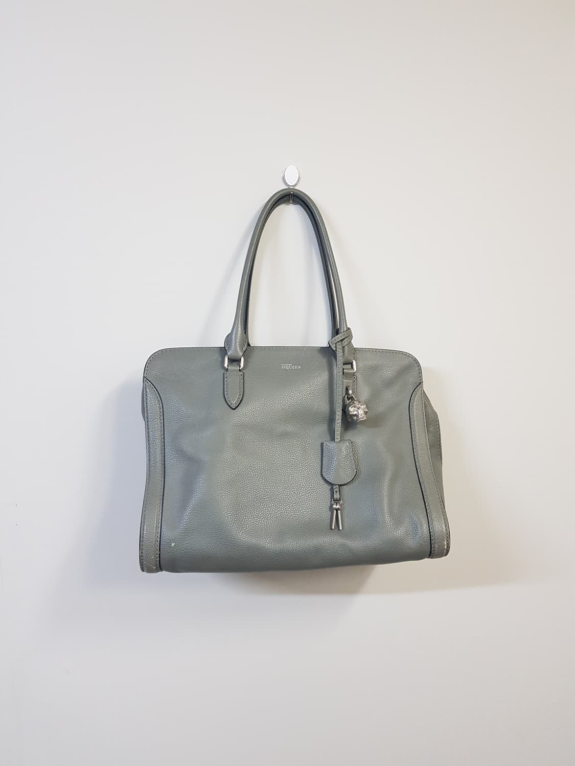 알렉산더 맥퀸 패드락 토트백  라지  상품이미지2